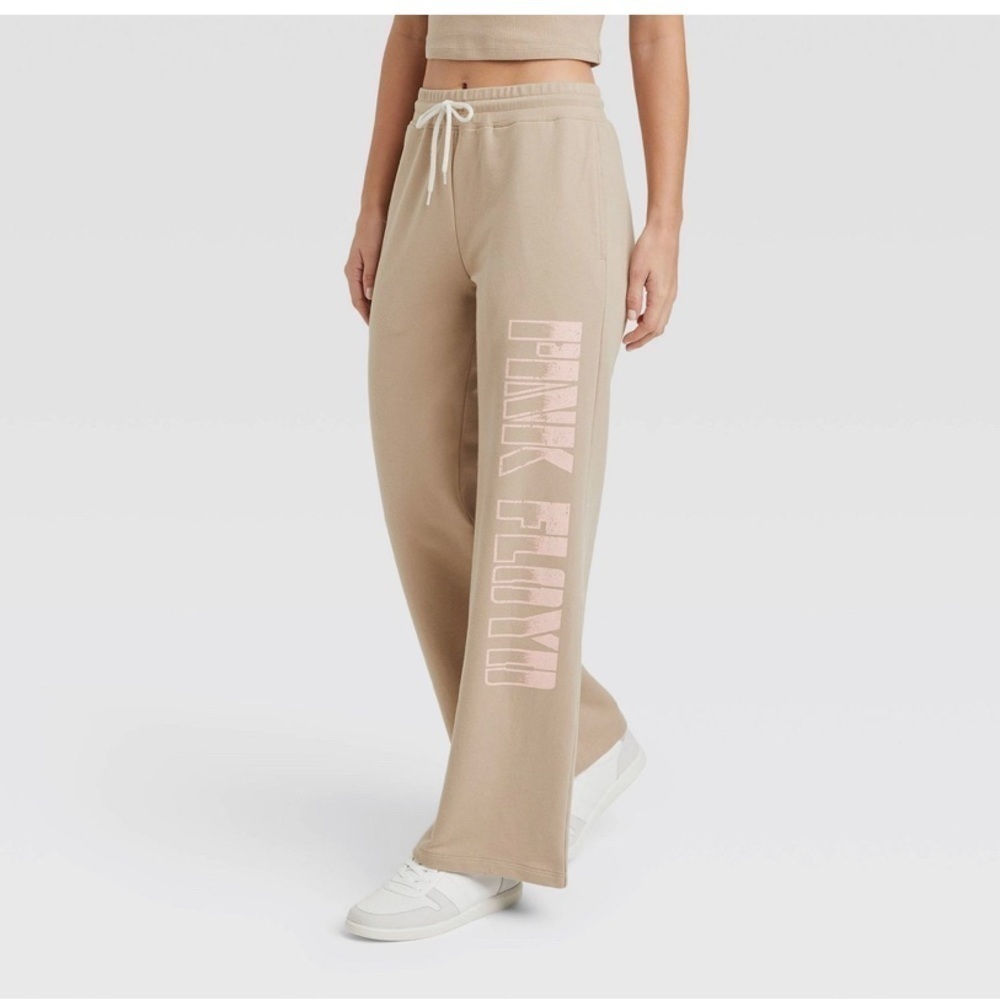 NWT Pink Floyd Sweatpants size small